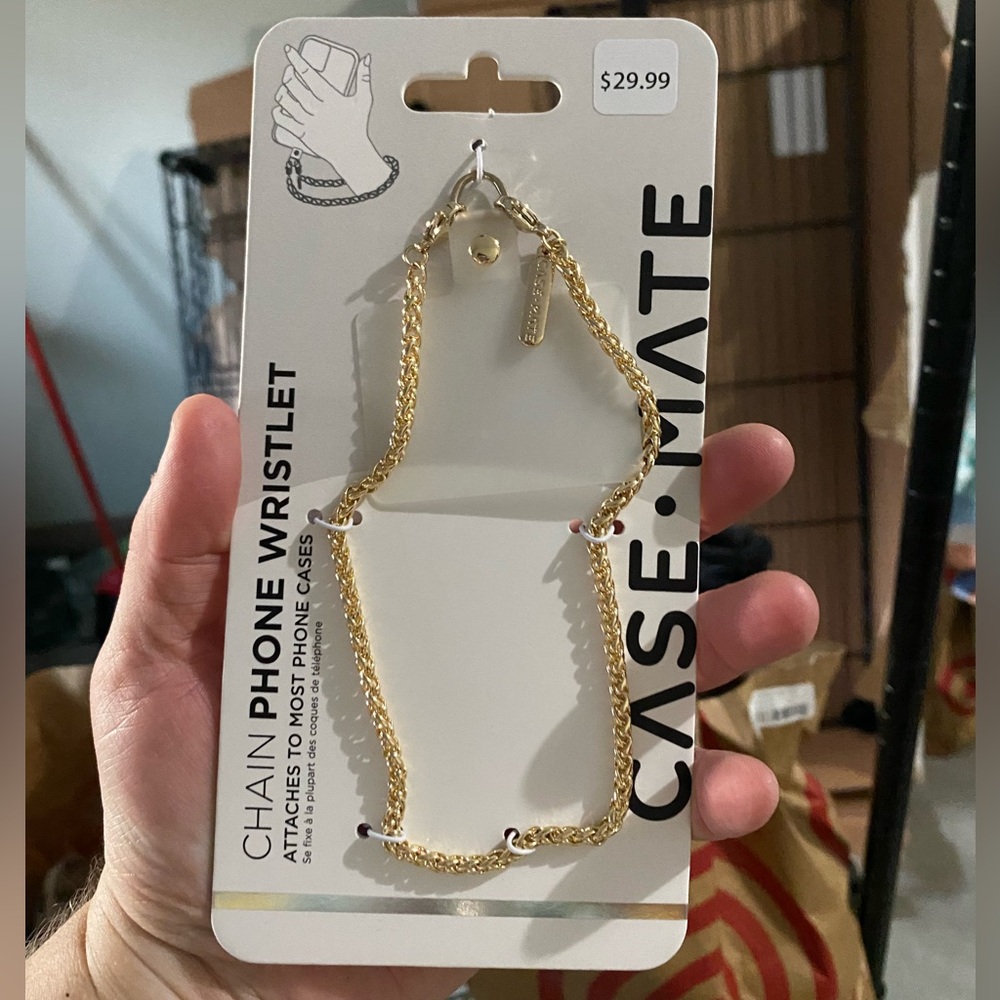 Case-mate Dainty Gold Chain Wristlet (fits all cell phones)